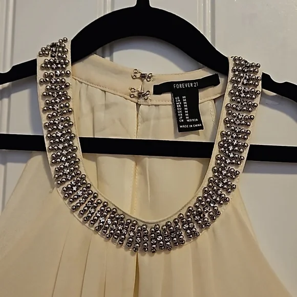 Halter Flowly Top With Neck Embellishments Size M - Picture 2 of 5